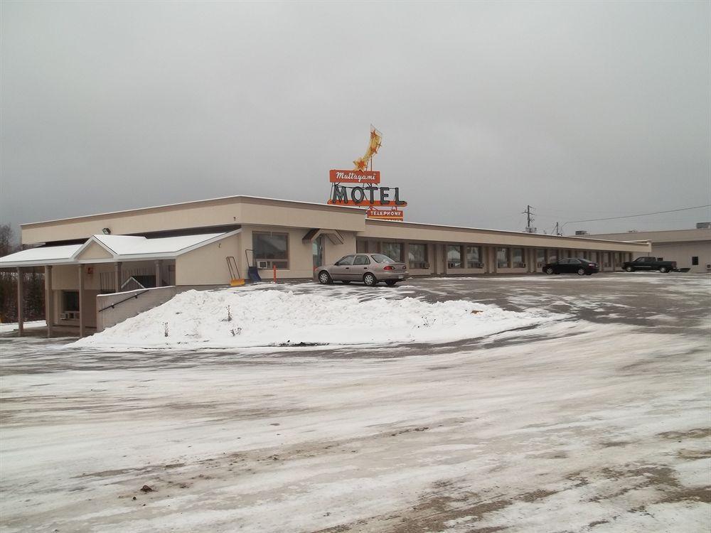 Travelodge By Wyndham Kapuskasing Exterior photo